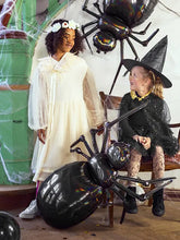 Load image into Gallery viewer, Black Spider Supershape Foil Balloon