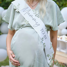 Load image into Gallery viewer, Mummy to Be Botanical Baby Shower Sash
