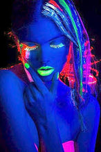 Load image into Gallery viewer, Moon Glow Intense Neon UV Mascara - White