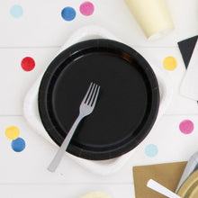 Load image into Gallery viewer, Black Solid Round 9"FSC Dinner Plates, 16ct