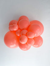 Load image into Gallery viewer, Tuftex 11&quot; Latex Balloon - Coral
