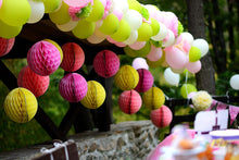 Load image into Gallery viewer, 5&quot; Latex Balloon - Lime Green
