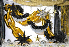 Load image into Gallery viewer, Fringe garland - gold
