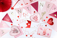 Load image into Gallery viewer, Red Heart Confetti - 10g
