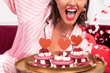 Load image into Gallery viewer, Cupcake toppers Hearts

